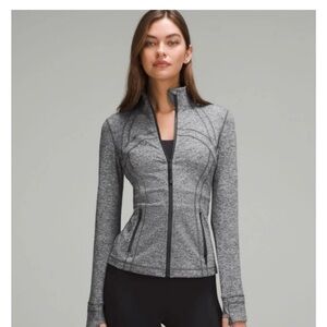 Lululemon define jacket size 6